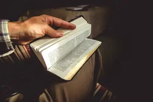 Versículos De La Biblia Desigualdad