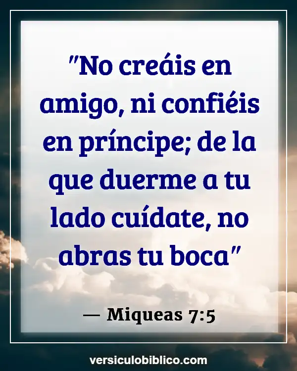 Versículos De La Biblia sobre Guardar secretos (Miqueas 7:5)